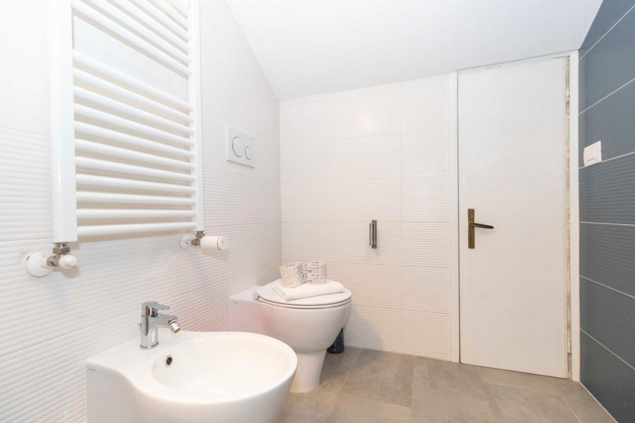 טורינו Bellardo Hillview Apartment מראה חיצוני תמונה